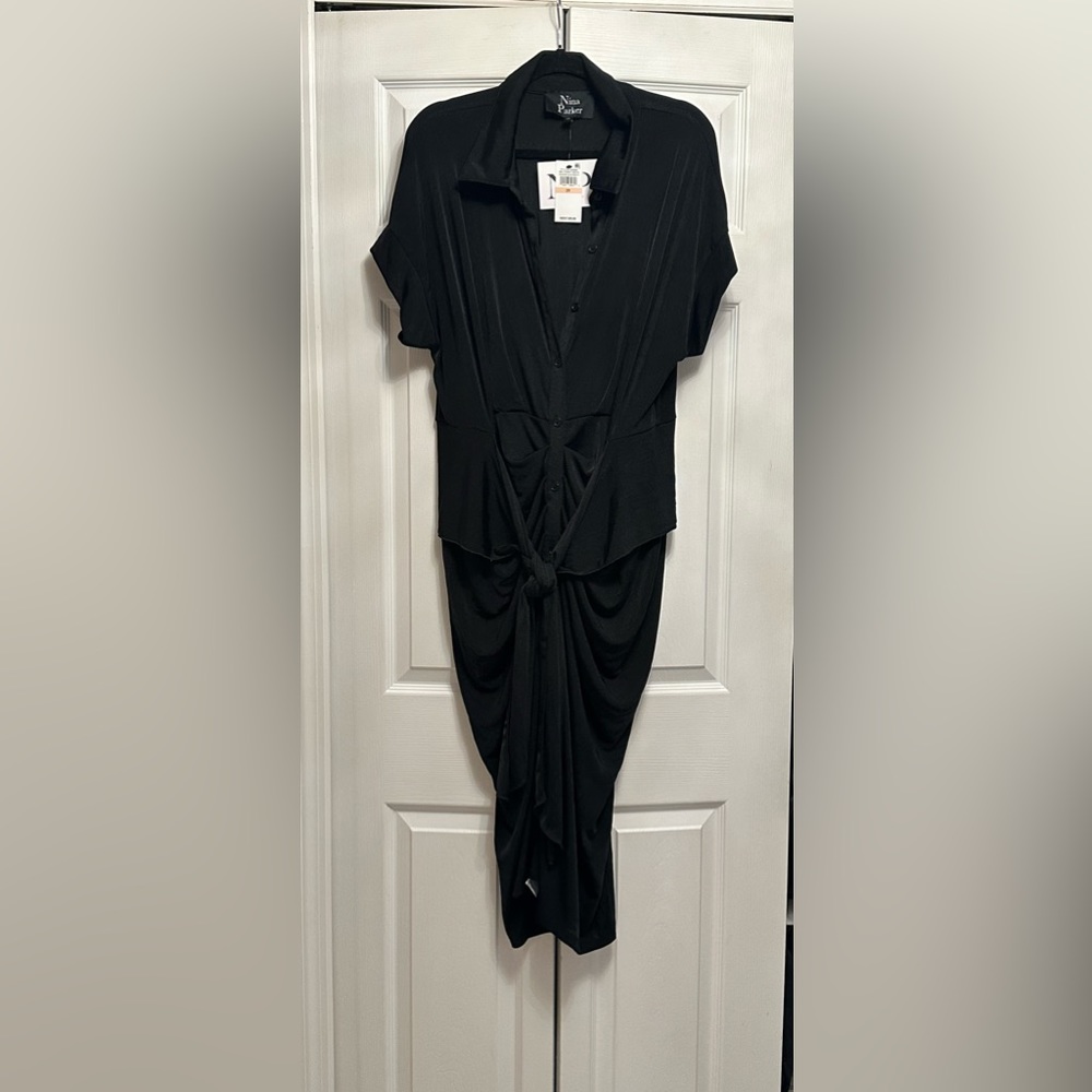 🆕🏷️Women’s Nina Parker Black Dress - Size 2X